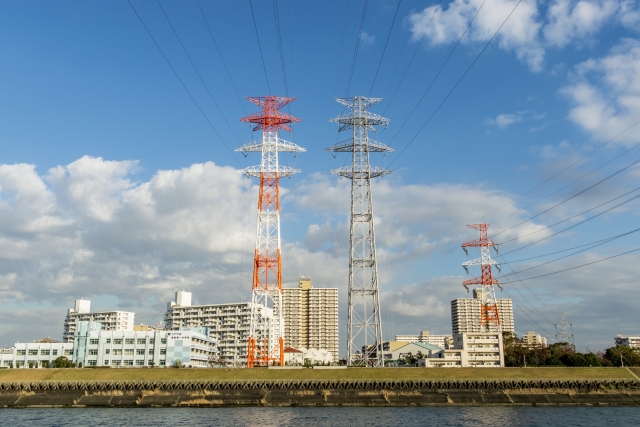 高圧線下の不動産の価格はどれだけ安くなる? - 赤熊不動産鑑定所